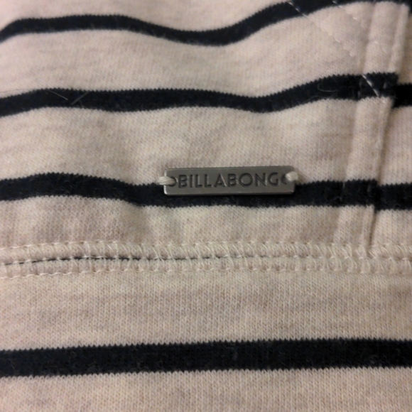 Billabong zip up hoodie - Picture 5 of 6